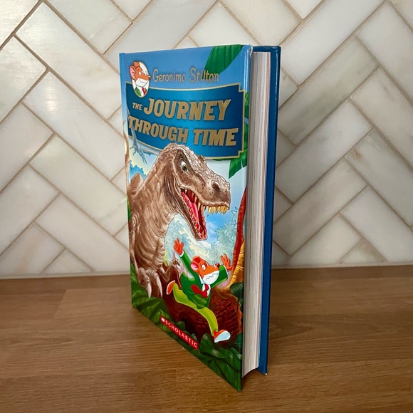 Geronimo Stilton Hardcover - The Journey Through Time - Book 1 - Picture 2 of 6